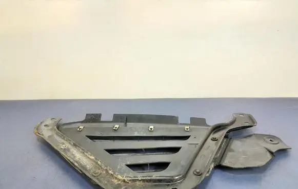 Ford Mustang VI Front underbody cover/under tray FR3B6P013BCW