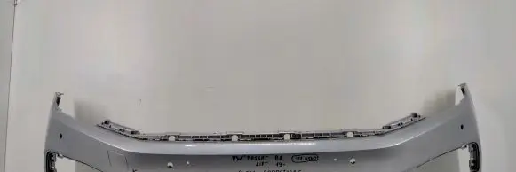 Volkswagen PASSAT B8 Front bumper 3G0807221E