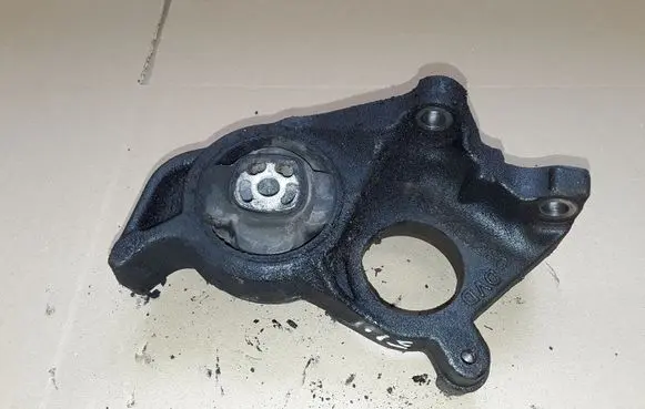 Peugeot 307 Engine mount bracket 9651493280