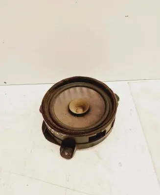 Mitsubishi Grandis Front door speaker