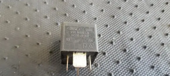 Ford Escort Other relay 93BG14N089C1B V23136-J4-X31
