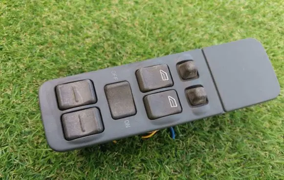 Volvo S40, V40 Electric window control switch 3523823