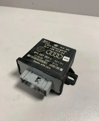 Audi A6 S6 C6 4F Light module LCM 8P0907357C 5LA00837922 00010114