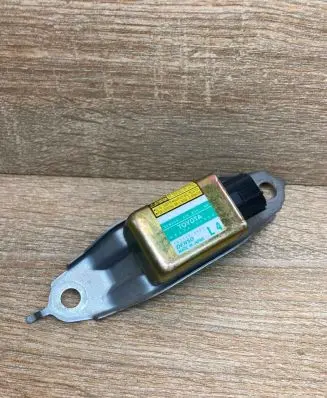 Toyota Prius (XW20) Airbag deployment crash/impact sensor 8983447020 1879000921