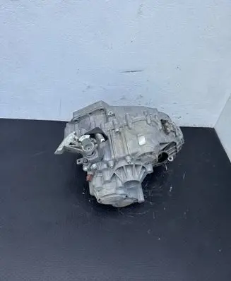 Volkswagen Transporter - Caravelle T5 Manual 6 speed gearbox