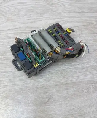 Honda Civic Fuse module E6A000011 SNBG811 B87HHXQ6
