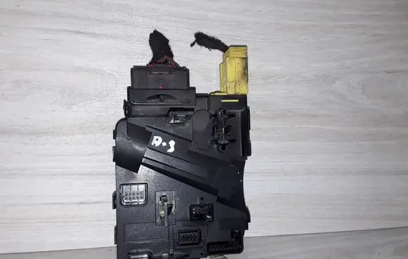 Volkswagen Golf V ESP acceleration yaw rate sensor 1K0953549A