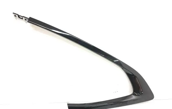 BMW i4 Rear side glass trim 5A5C0B3 19517210 2369162023