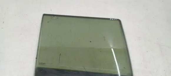 Suzuki Swift I Rear door window glass