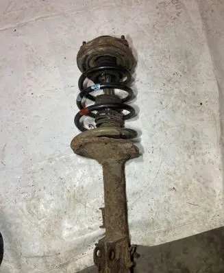 Nissan X-Trail T30 Rear shock absorber with coil spring 