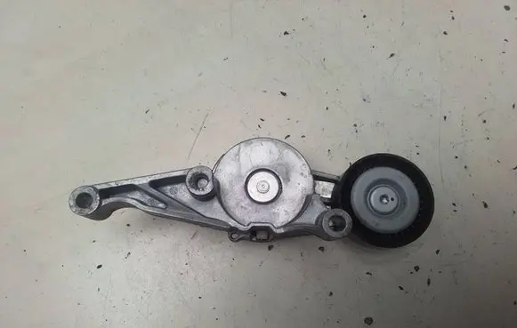 Audi A3 S3 8P Generator/alternator belt tensioner