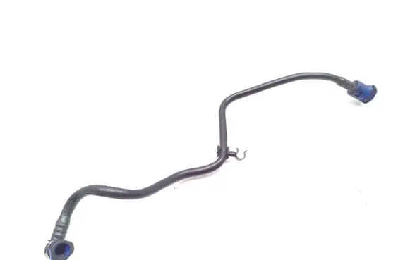 Land Rover Discovery 4 - LR4 Fuel line pipe GJ329G901AA