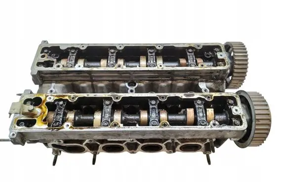 Citroen Xsara Picasso Engine head 