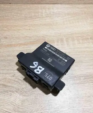 Volkswagen PASSAT B6 Gateway control module 3C0907530C