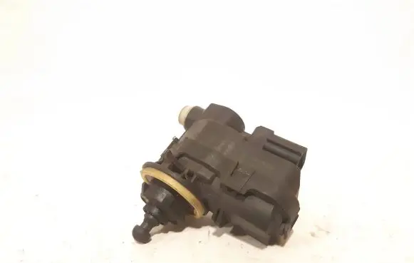 Toyota Auris E180 Headlight level adjustment motor 90013783