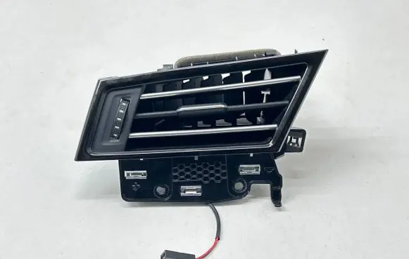 Volkswagen PASSAT B8 Dash center air vent grill 3G1819701