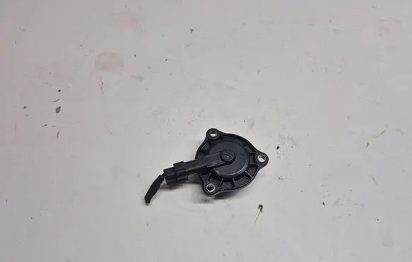Chrysler Town u0026 Country V Camshaft vanos timing valve 05184101AG