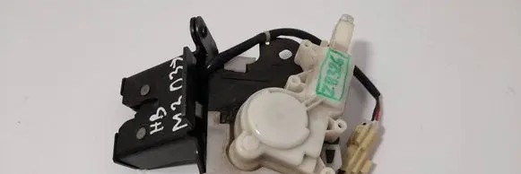 Mazda 3 I Tailgate/trunk/boot lock/catch/latch B6701
