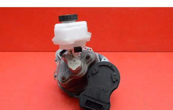 Toyota Yaris Cross Brake booster 472100D080