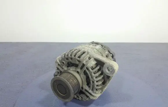 Opel Signum Generator/alternator 13229990