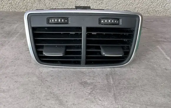 Audi A7 S7 4G Rear air vent grill 4G0819203 9026000