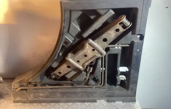 Lexus RX 450H Tool box 6499148040