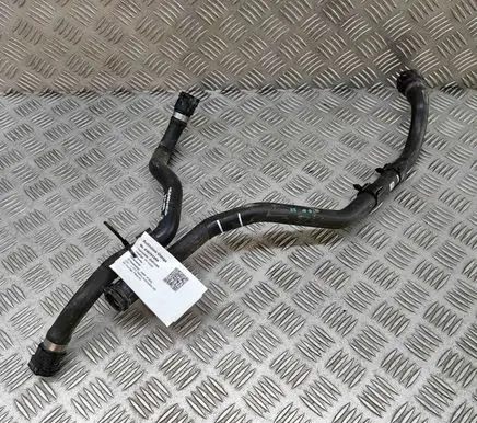 BMW iX Engine coolant pipe/hose 8833639
