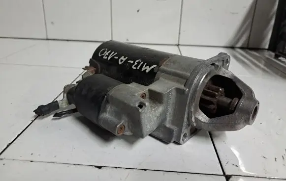 Mercedes-Benz A W168 Starter motor 0051511601 0001115008