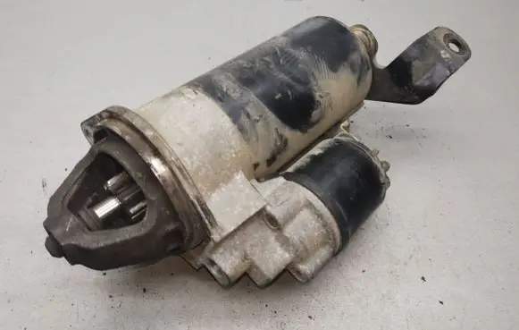 Opel Zafira A Starter motor 0001109055