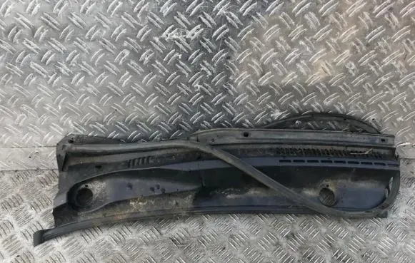 Toyota Corolla E120 E130 Wiper trim 5570902070 55709-02070