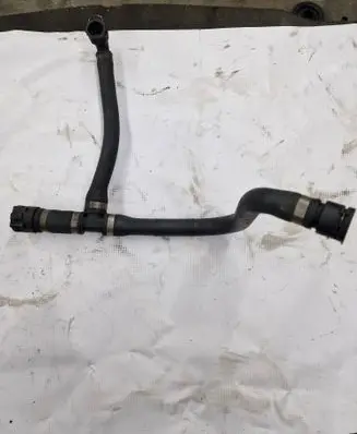 BMW 5 E60 E61 Engine coolant pipe/hose