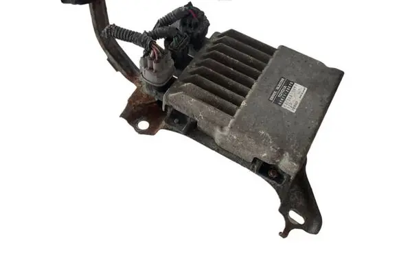 Toyota Corolla Verso E121 Fuel injection control unit/module 8987120070