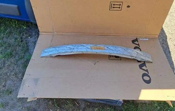 Audi TT Mk1 Front bumper support beam 8N0807108