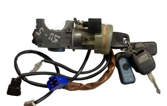 Subaru Outback Ignition lock 88215AE010 X1T25571
