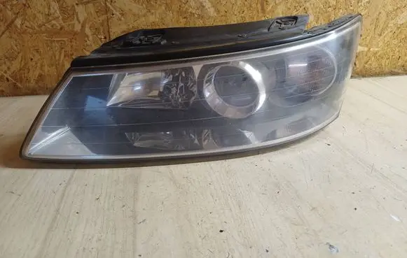 Hyundai Sonata Headlight/headlamp E132000