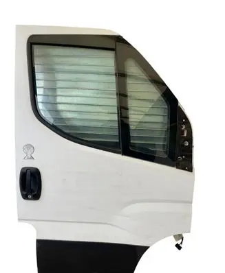Iveco Daily 6th gen Front door