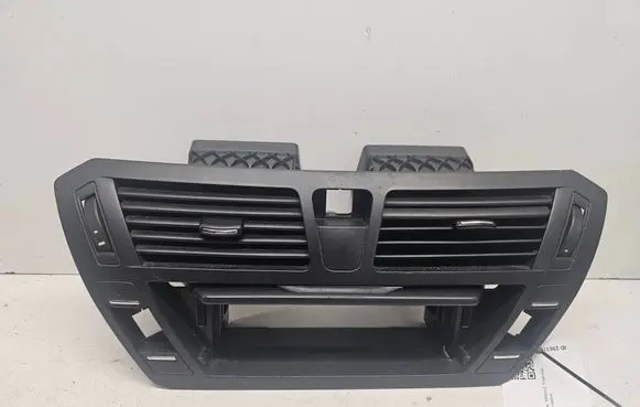 Citroen C4 I Picasso Dash center air vent grill 9683265580