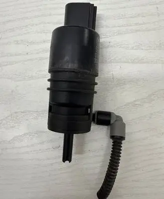 BMW 5 F10 F11 Windscreen/windshield washer pump 6934160 3240479 13264011