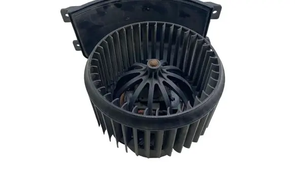 Volkswagen Transporter - Caravelle T5 Heater fan/blower 7E1820021