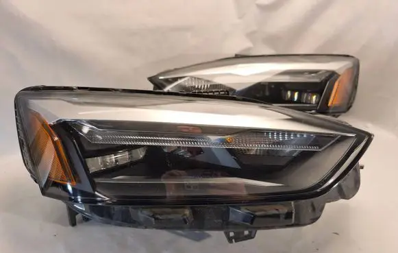 Audi A5 Headlights/headlamps set 8w6941011b 8w6941012b