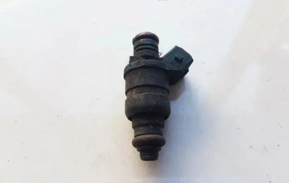 Fuel injector