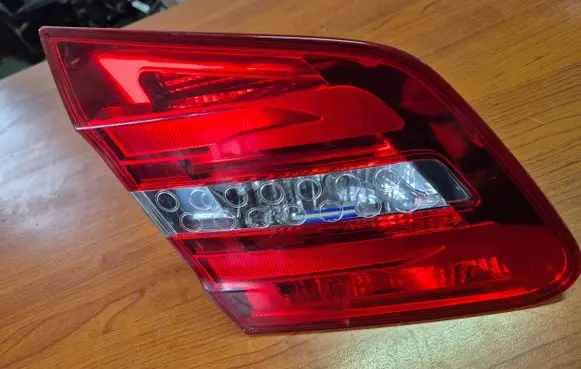Mercedes-Benz B W246 W242 Rear/tail lights A2469066300
