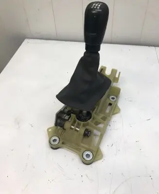 Volvo V50 Gear shifter/selector 30759803