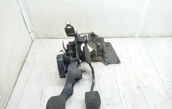 Peugeot 5008 Pedal assembly 84PXXX0059693 141009 84PY3X0059693