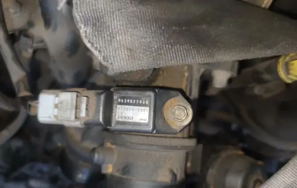 Peugeot 307 Air pressure sensor 9639027480 0798005601