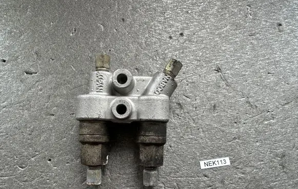Nissan Patrol Y61 Other brake parts 464001C101