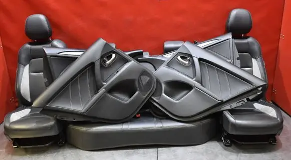 Toyota Avensis T220 Seat set 