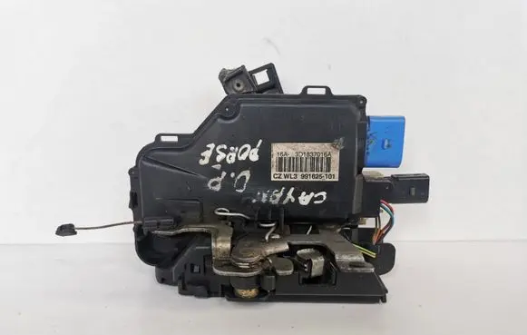 Porsche Cayenne (9PA) Front door lock 3D1837016A