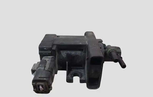 Citroen C4 I Turbo solenoid valve 9660693180