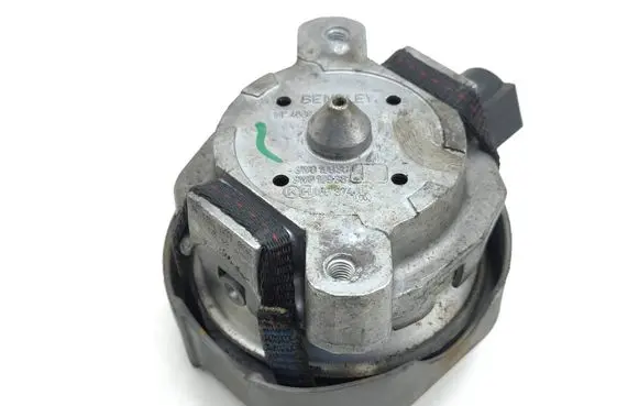 Bentley Flying Spur Engine mount bracket 3W0199381